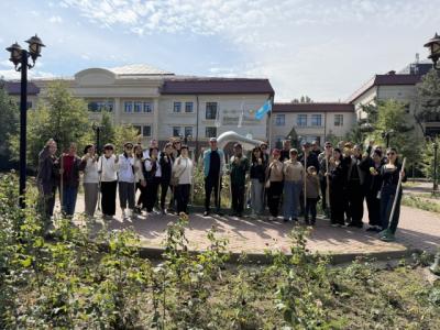 Almaty Resort қызметкерлері күзгі сенбілікке шықты